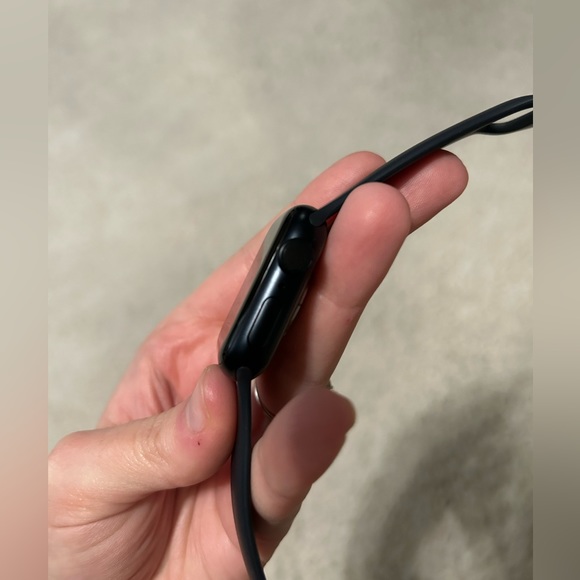 APPLE WATCH SERIES 7 - Picture 3 of 6